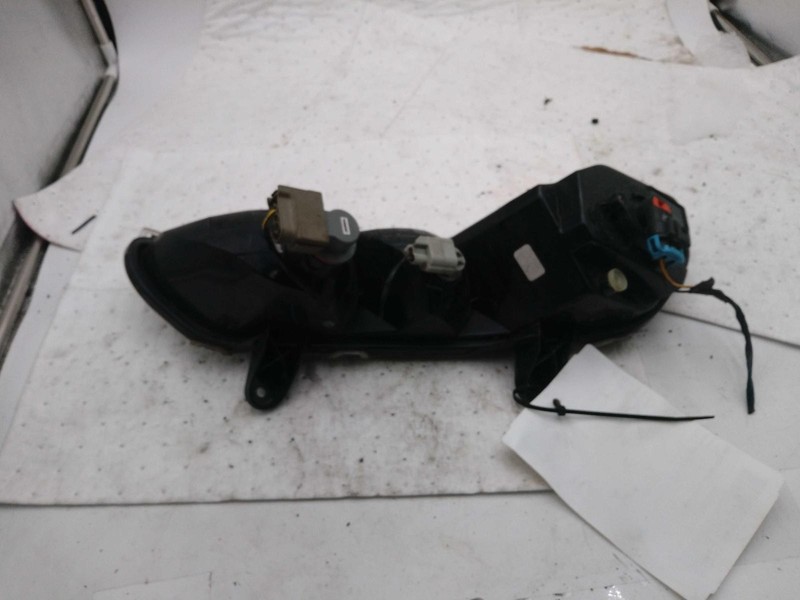 2014 Ford Escape Right Turn Signal/Parking Light Assembly Red OEM Used 85K