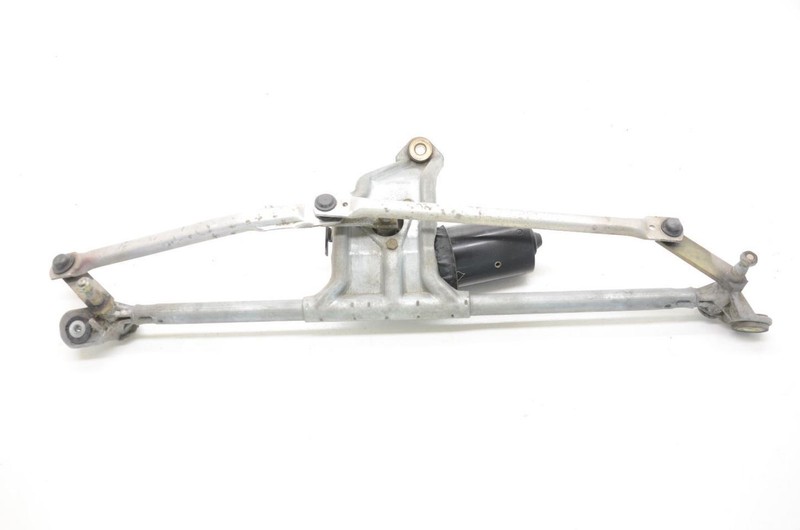 97-04 Porsche Boxster 2.7L Windshield Wiper Transmission and Motor 390241350