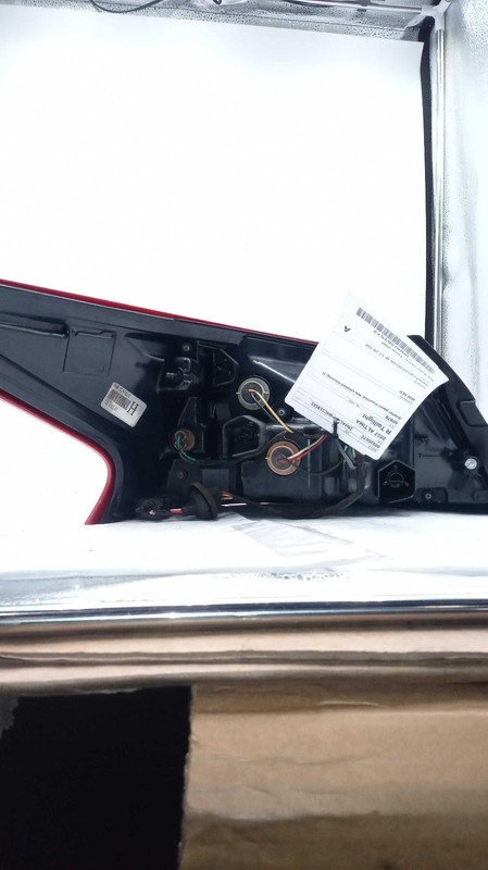 2017 Nissan Altima Right Tail Light Assembly Grey OEM 581998 Used 145k Miles