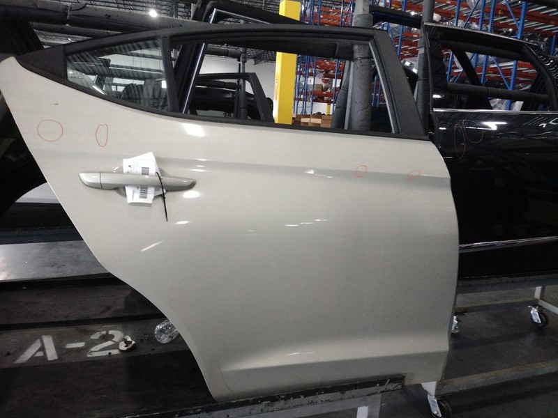 2017-2020 Hyundai Elantra Rear Right Door Tan Used OEM 645553 130K Miles