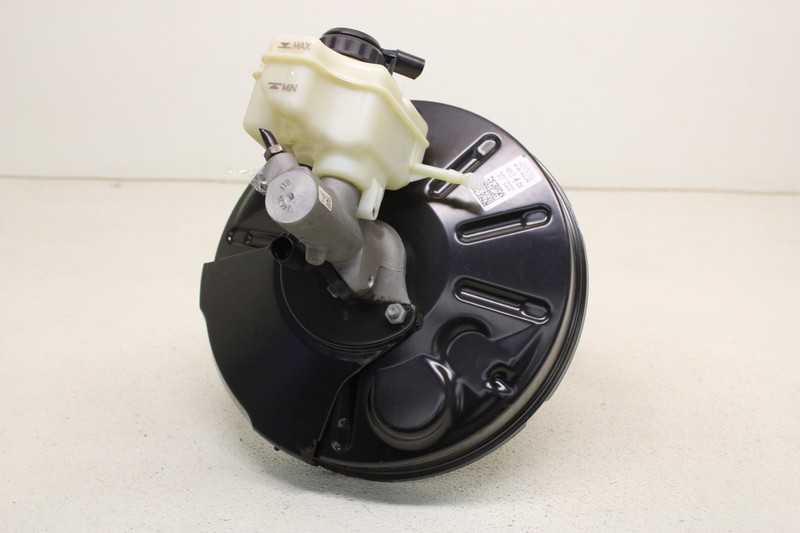 MK2 Audi TTS Brake Booster W/ Master Cylinder Genuine Oem 2010-2015