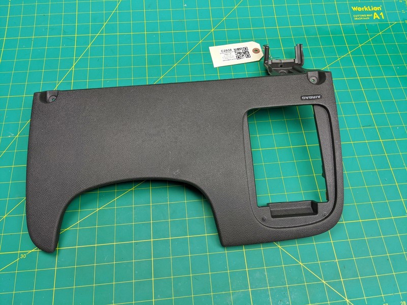 Dash Left Lower Knee Bolster Trim Cover 2019 Chevrolet Trax 42487005 2017-2021