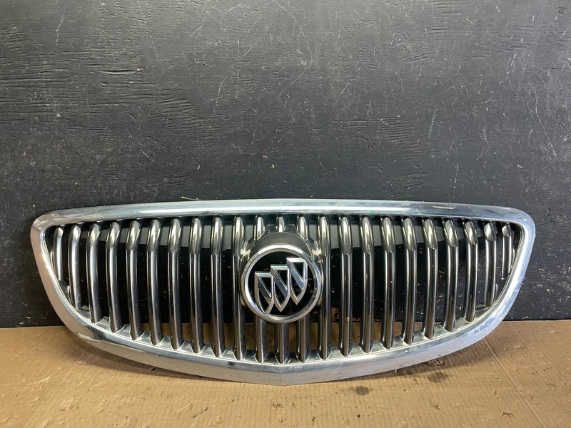 2008 to 2012 Buick Enclave Front Upper Grill Grille Oem y9797 DG