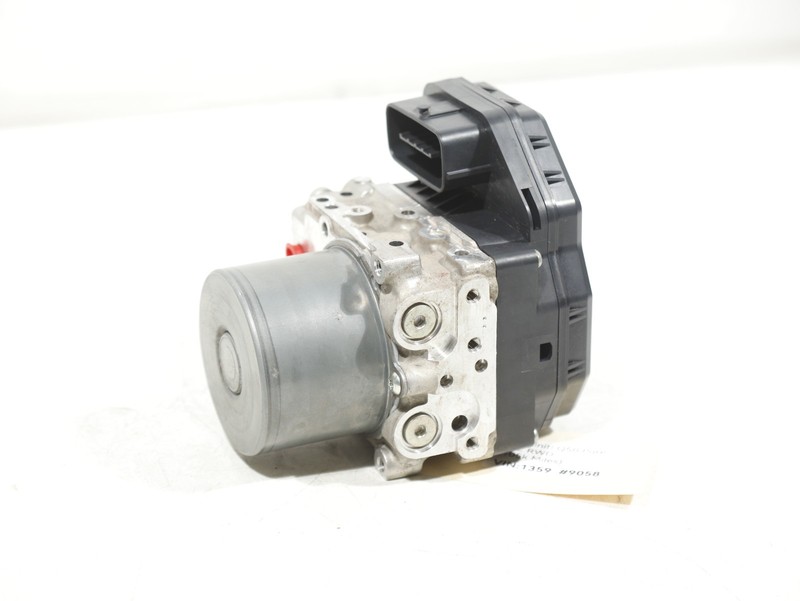 2016-2019 Infiniti Q50 ABS Pump Control Module 47660-4GF1A OEM
