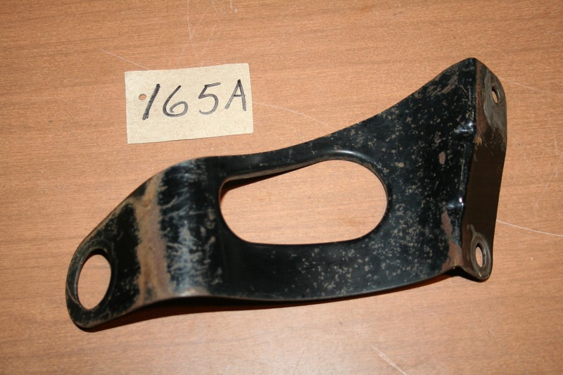 1985 Honda ATC 250SX Rear Fender Support Brace Bracket Right Side 85