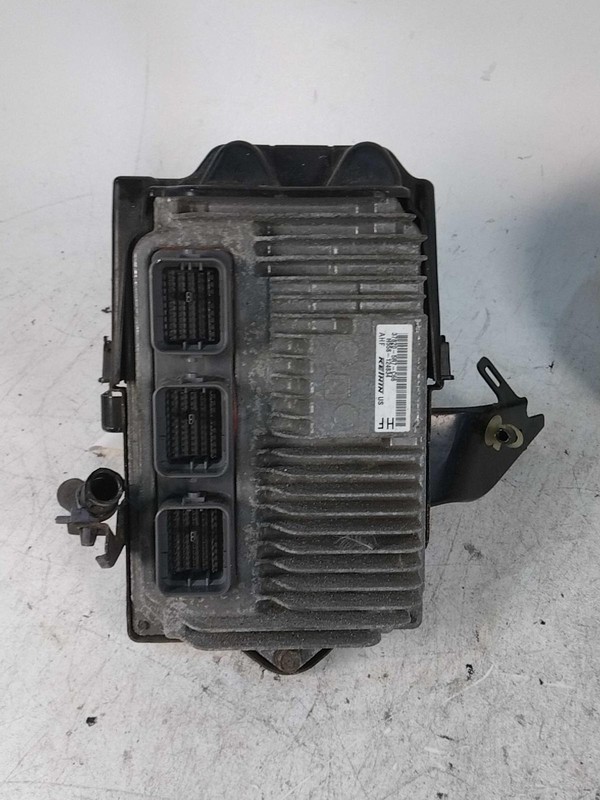 2016 Honda Fit Engine Control Module ECM OEM Black 451974 111k Miles