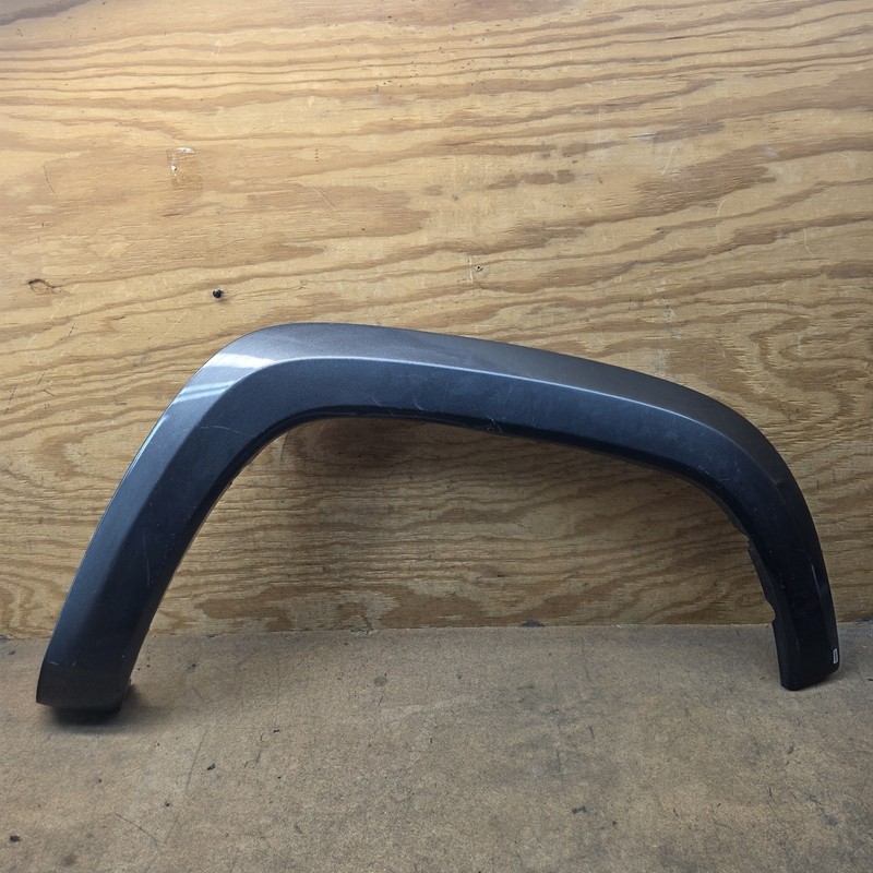 2016 17 18 19 20 2023 TOYOTA TACOMA FRONT FENDER FLARE MOLDING TRIM Right RH OEM
