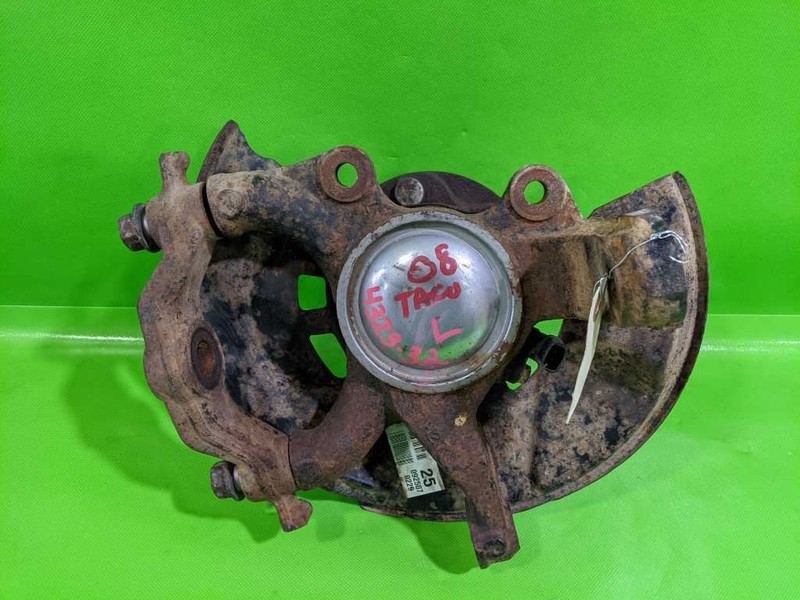 05-12 TACOMA 2WD EXC PRE-RUNNER DRIVER LEFT KNUCKLE SPINDLE OEM 4323-32