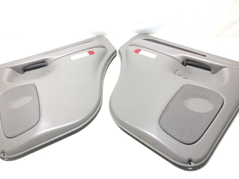 2002 - 2006 CADILLAC ESCALADE OEM REAR LEFT & RIGHT DOOR TRIM PANEL GRAY (922)
