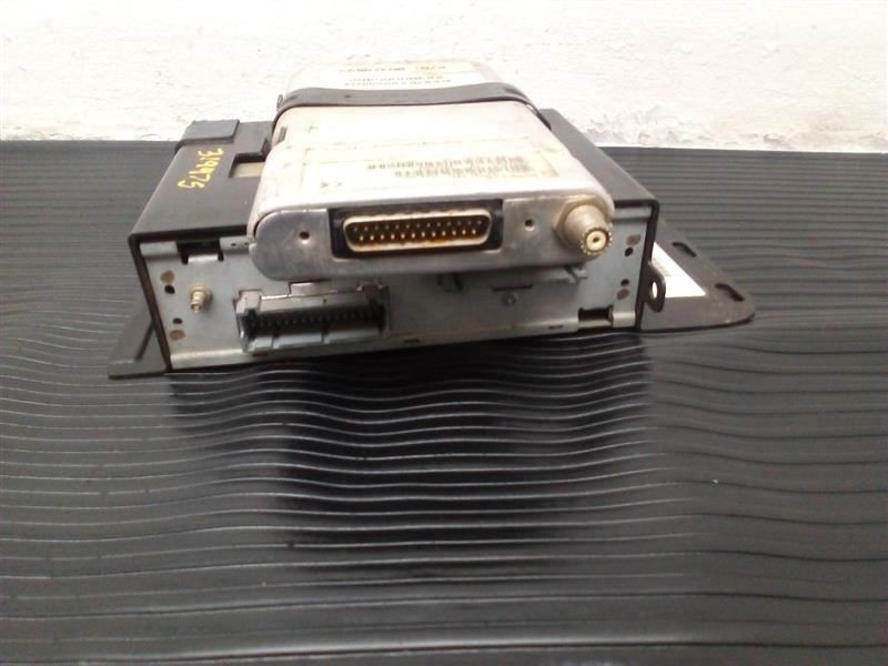 2000 Cadillac Escalade Communication GPS Receiver Control Module OEM 09376149