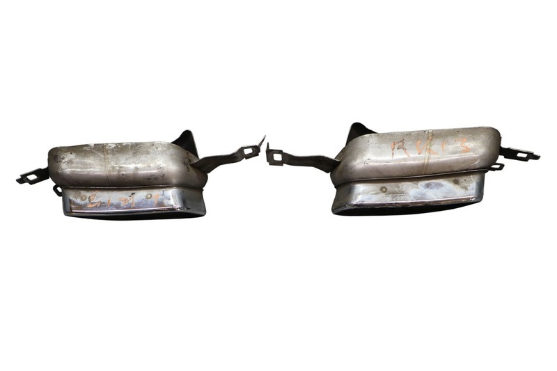 09-15 BMW F01 F02 750Li 750i Rear Left & Right Side Exhaust Muffler Tip Set Oem