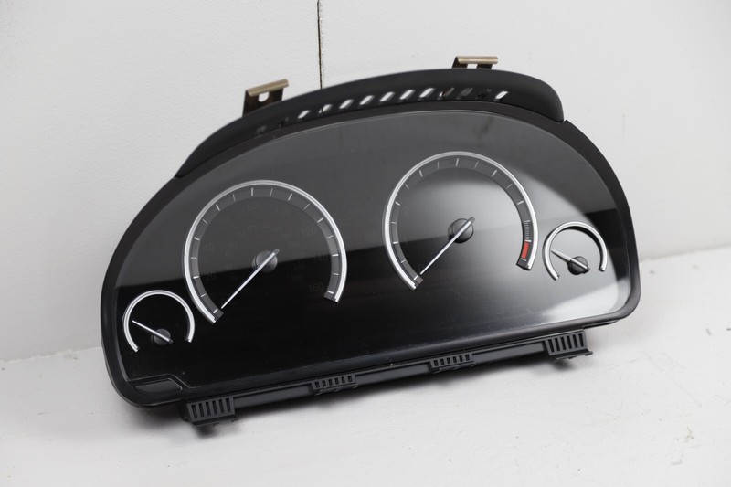 2014-2018 BMW X5 Series F15 Speedometer Instrument Cluster 107k Miles OEM