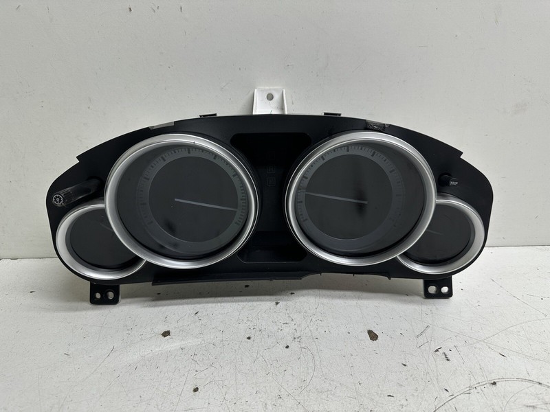 2009 Mazda 6 A/T Cluster Speedometer Tach Gauges Instrument Panel Oem
