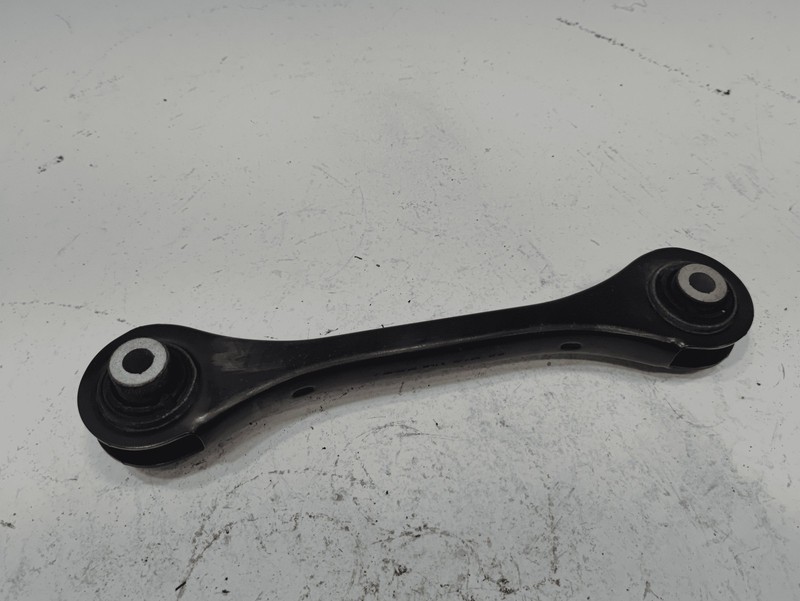 18-25 Volkswagen Atlas Rear Passenger Side Lower Forward Lateral Control Arm OEM