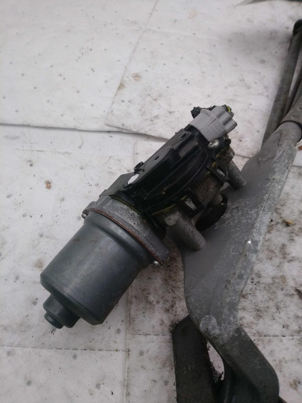 2015 Subaru Forester Wiper Motor OEM 86510SG010 135K Miles Silver