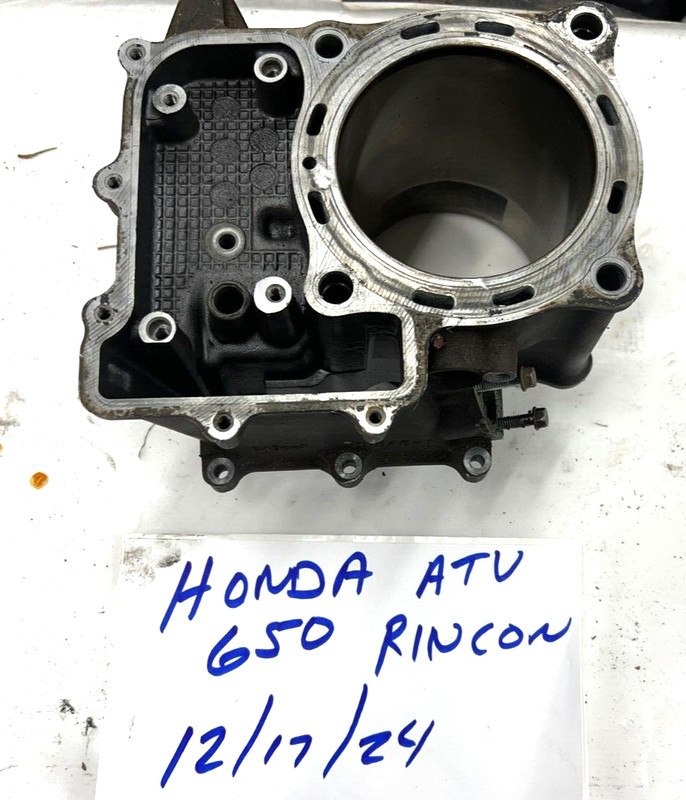 Honda Rincon 650 Trx650fa 4x4 Oem Engine Cylinder Piston Cylinder Jug Block