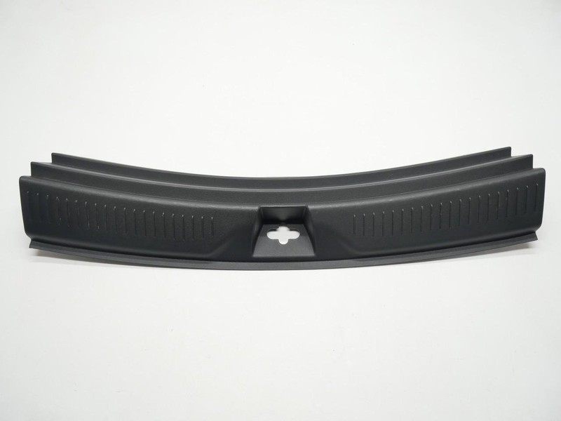 2020-2025 BUICK ENCORE GX REAR TRUNK LIFTGATE LATCH SILL SCUFF TRIM PLATE OEM