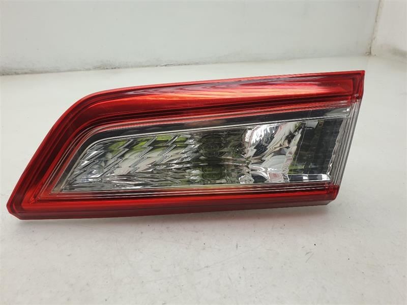 12-14 TOYOTA CAMRY PASSENGER SIDE REAR RIGHT TAIL LIGHT ASSEMBLY