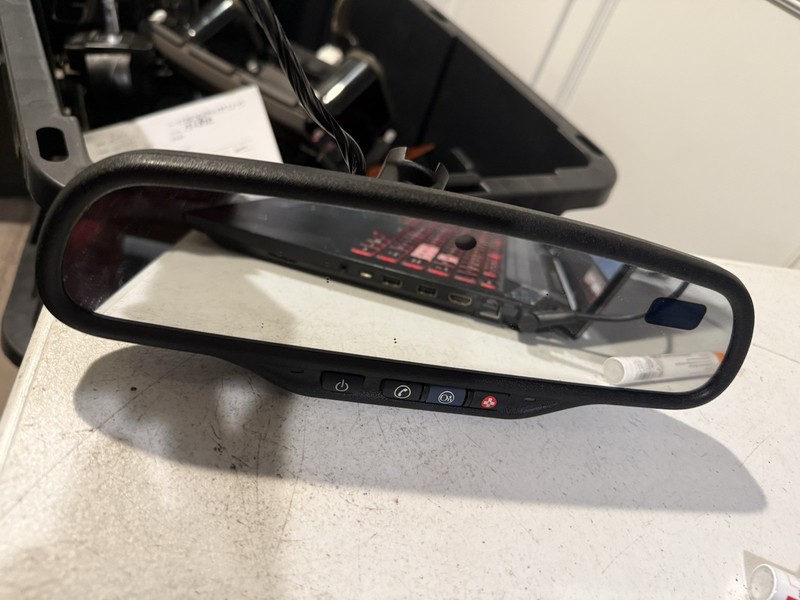 Auto Dim Interior Rear View Mirror OnStar Display 06-12 CHEVROLET MALIBU