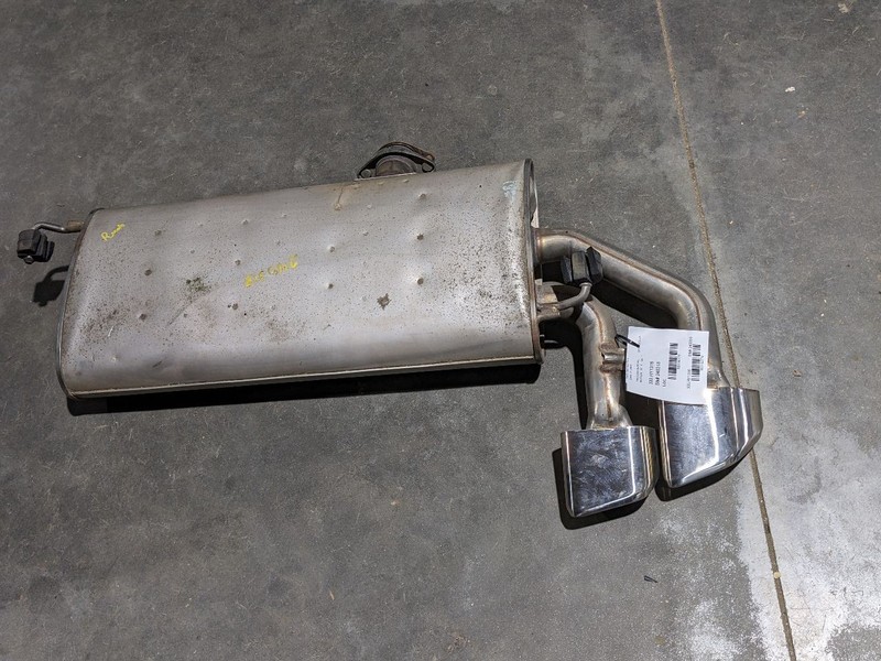 2016-2018 Hyundai Tucson Rear Exhaust Muffler Genuine OEM 1192779