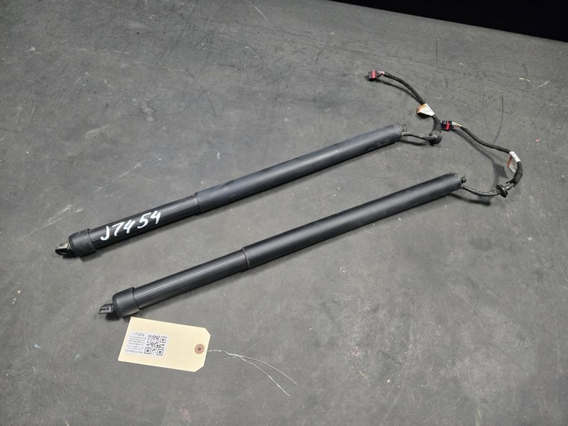 2PC Right + Left Liftgate Lift Motors Set 2018 Range Rover Velar 2019 - 2022