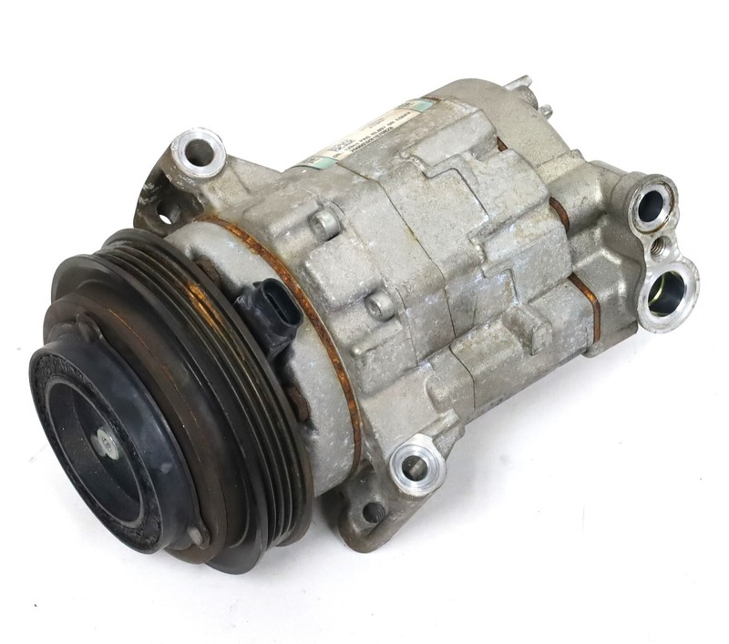 2010-2015 Chevrolet Camaro SS LS3 V8 Air A/C AC Compressor OEM GM 92197436 USED