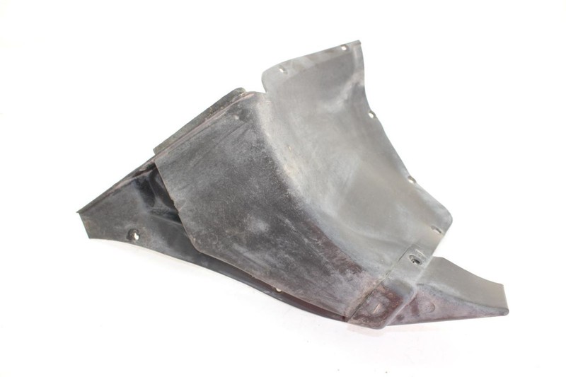 97-04 CORVETTE 5.7L LS1 Passenger Right Front Inner Fender Liner 10298464