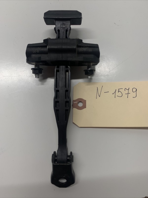 TESLA MODEL Y FRONT LEFT OR RIGHT DOOR HINGE CHECK STRAP STOPPER 20-22 1579 B33