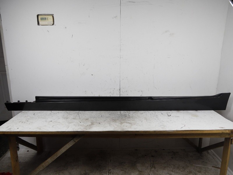 2011-2016 BMW 5 Series F10 535i Left Driver Rocker Panel Side Skirt Molding A90