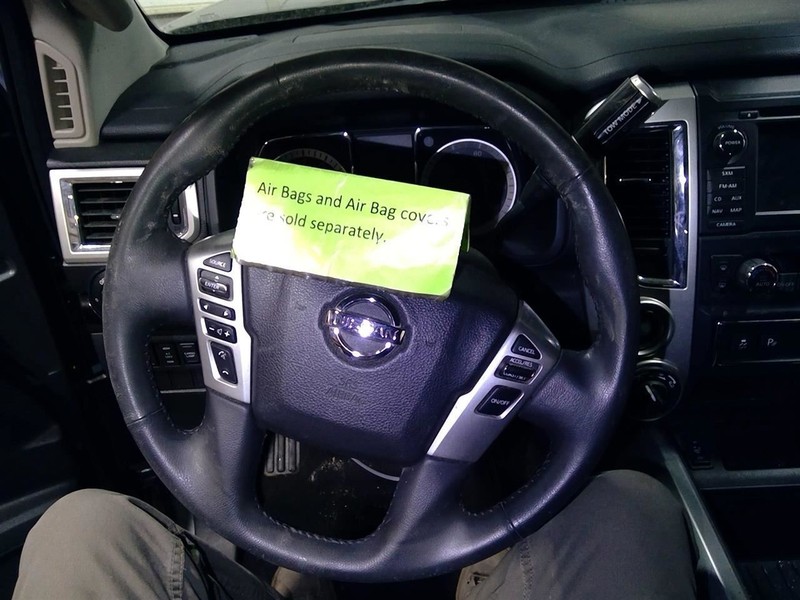 TITAN 2017 Steering Wheel 1751553