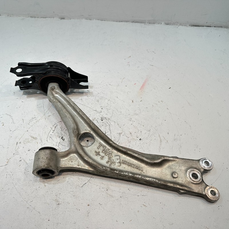 HONDA ACCORD FRONT RIGHT PASSENGER SIDE LOWER CONTROL ARM OEM 2018 - 2022