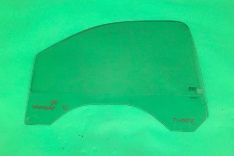 08-14 SILVERADO 3500 DRIVER LEFT FRONT WINDOW DOOR GLASS OEM 3700-17