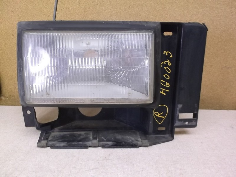 Ford E97B-13100 RH Right 89-94 Bronco Ranger Headlight Assembly SAE-H-89B0