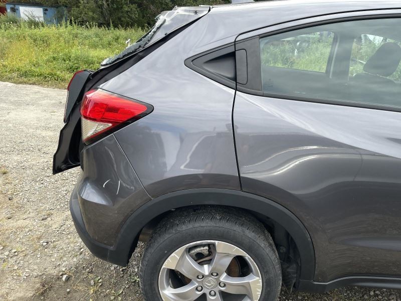 16-22 HONDA HR-V RIGHT QUARTER PANEL HAS A KINK GRAY PC:NH797M AWD 10K LX 58176