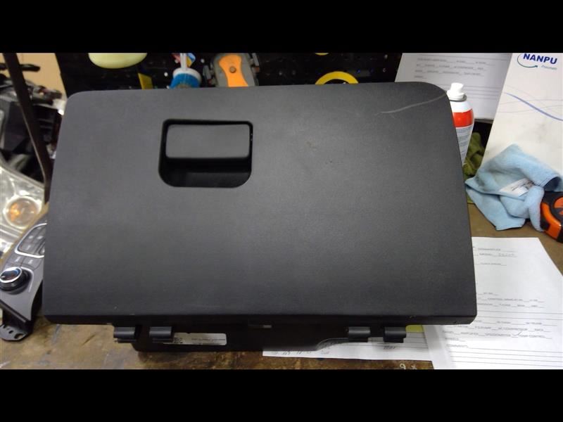 2018 2019 2020 2021 2022 EQUINOX Glove Box Black 1290462