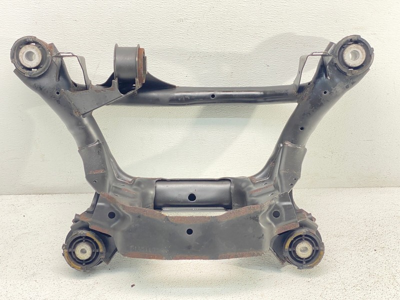 2003-2008 BMW E85 Z4 Convertible Rear Axle Subframe Crossmember Carrier OEM✅
