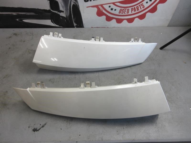 2007-2014 Cadillac Escalade OEM Rear SIDE QUARTER PANEL APPLIQUE Set Pair