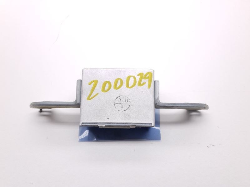 98-00 TOYOTA 4 RUNNER CRUISE CONTROL MODULE ECM ASSEMBLY
