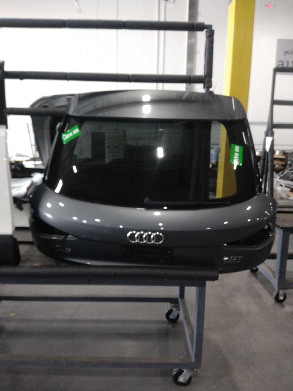 Used Deck Lid fits: 2016 Audi Q3 spoiler w/o power liftgate Grade A