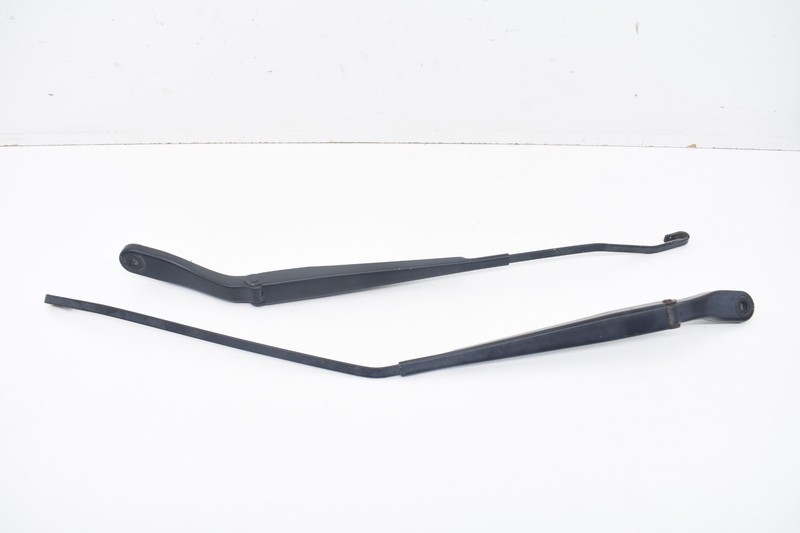 2008 Mazda Mazdaspeed 3 Front Windshield Wiper Arm Left Right Set PAIR OEM KW95