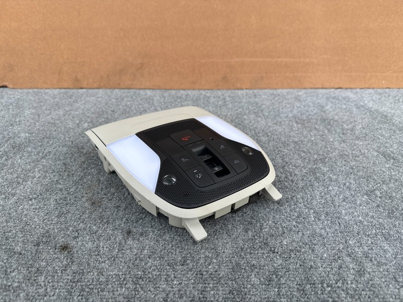 INFINITI QX60 2022-2025 OEM ROOF OVERHEAD DOME READING LIGHT ASSEMBLY (GRAY)