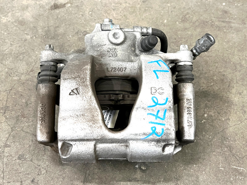 ⭐19-22 MERCEDES-BENZ A220 FWD FRONT LEFT DRIVER SIDE BRAKE CALIPER OEM LOT2712