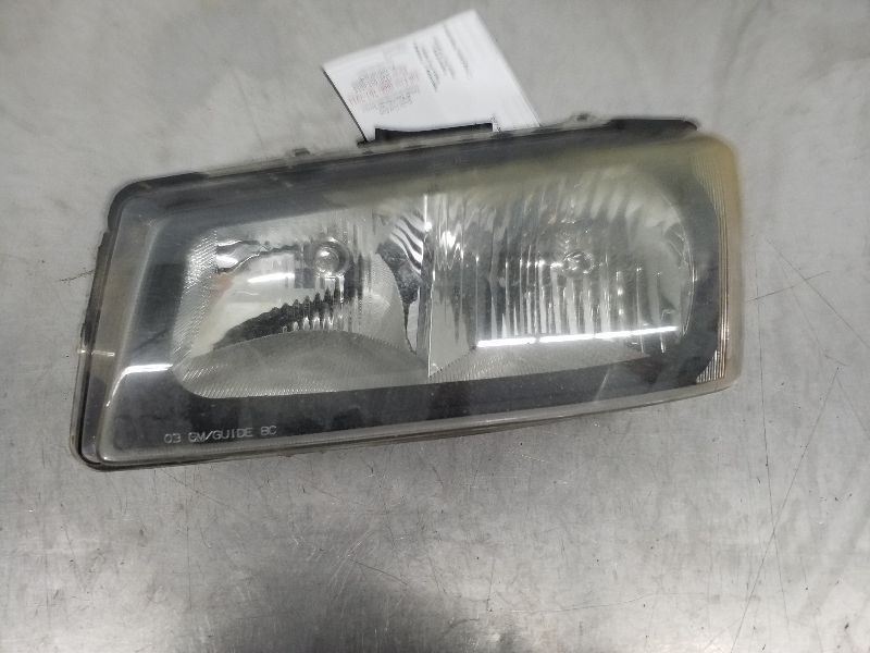 Driver Headlight Classic Style Fits 05-07 SILVERADO 1500 PICKUP 187798