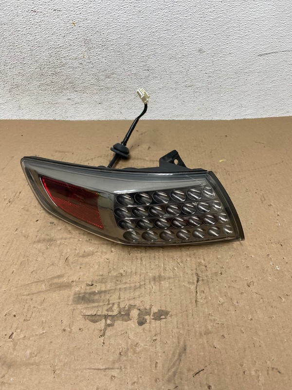 2006 to 2008 Infiniti Fx35 Left Driver Lh Smoked lens Tail Light OEM AD7835 LK