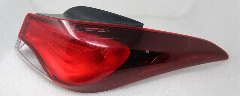 OEM 2014-2016 Hyundai Elantra Right Side Taillight 924023X230 HY2804131 Genuine