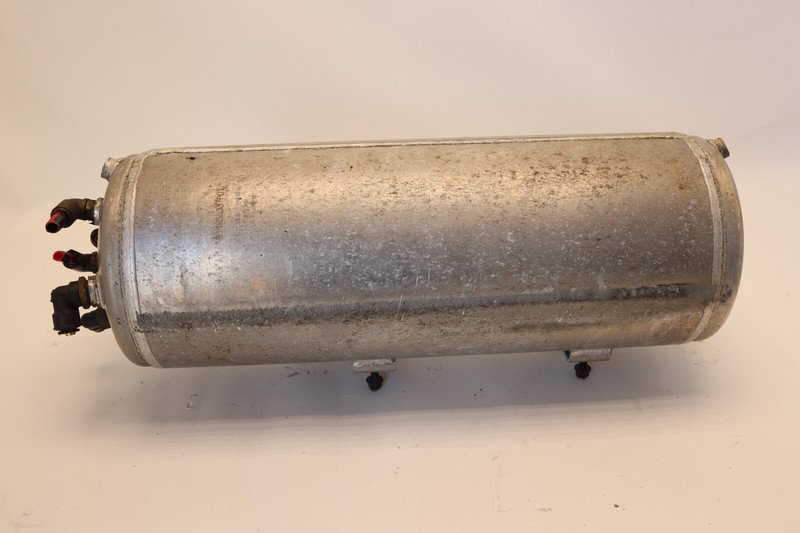2018 MACK CXU613 12.8L DIESEL MP8 AIR TANK RESERVOIR 21183533 OEM