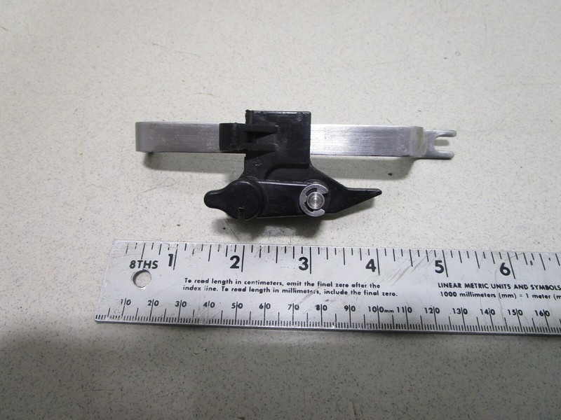 81404M 81412MMariner Outboard Shift Bracket & Cable Retainer 48, 55, 60 HP