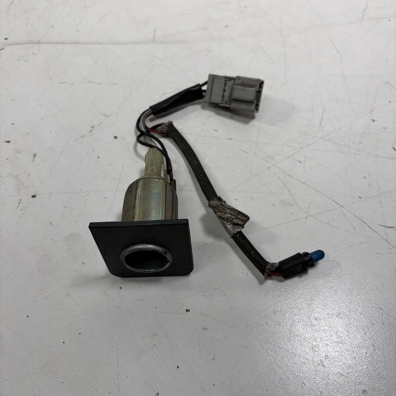 92-95 Honda Civic AC 12V Power Outlet Socket with Gray Trim OEM