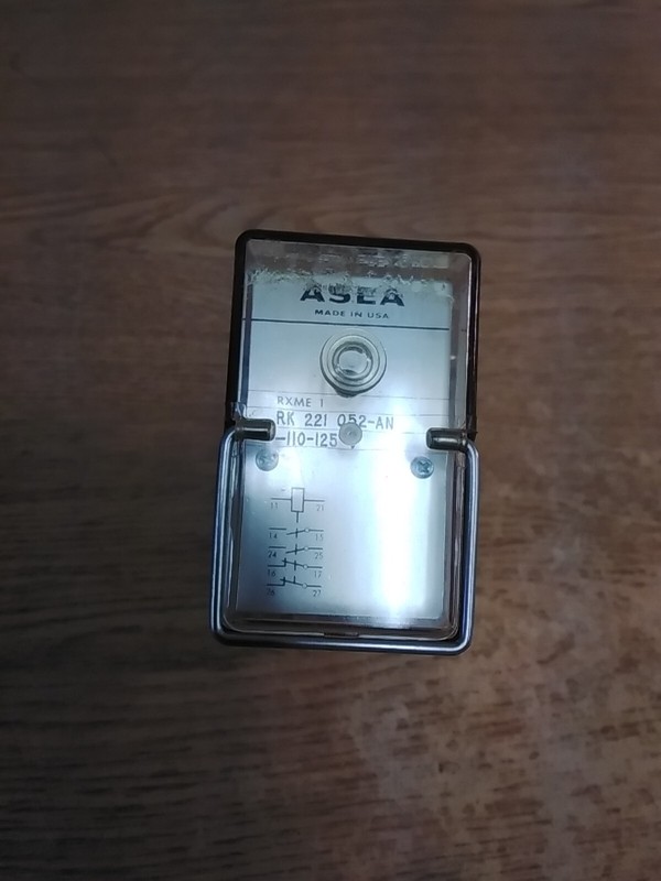 Asea Brown Boveri RK-221-052-AN Auxiliary Overload Relay 20 Pin 110-125V