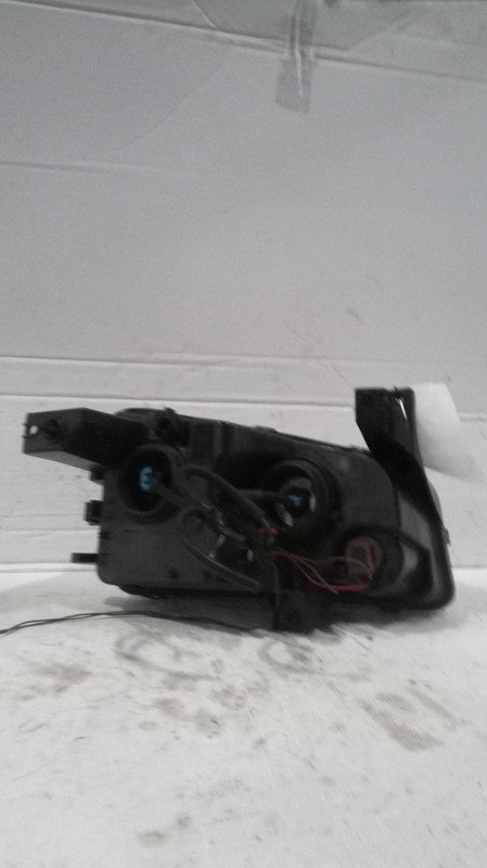 2007 Dodge Charger Left Headlight Assembly Blue OEM 434207, 156k Miles